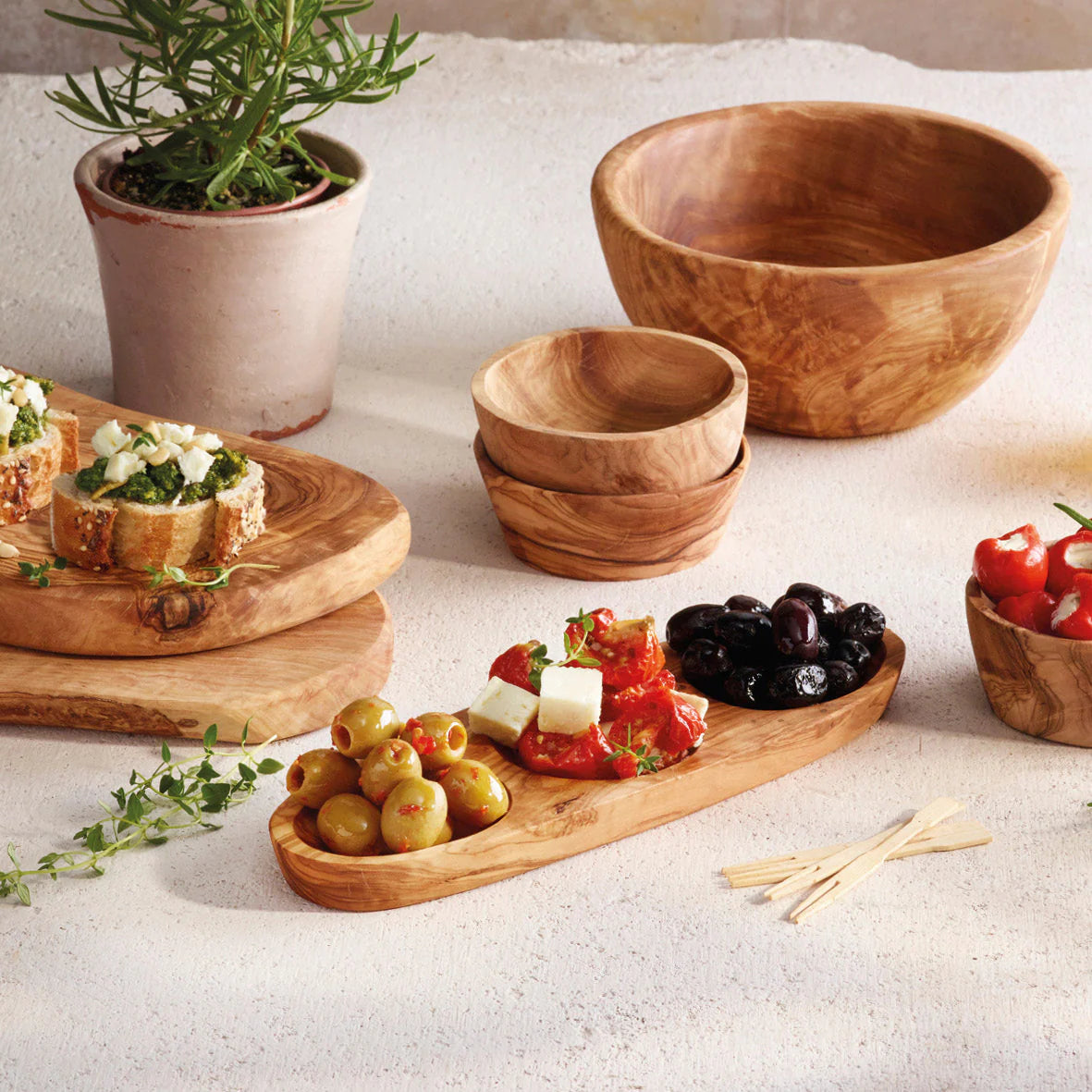 Olive Wood Aperitivo Dish